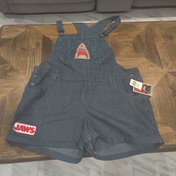Her Universe Jaws collection embroidered shorts overalls size 3x New